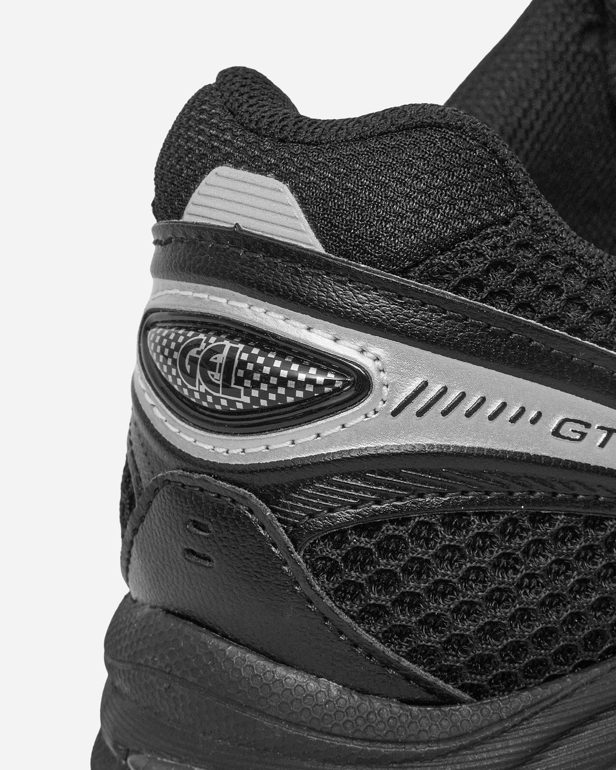 GT-2160 Sneakers Black / Pure Silver
