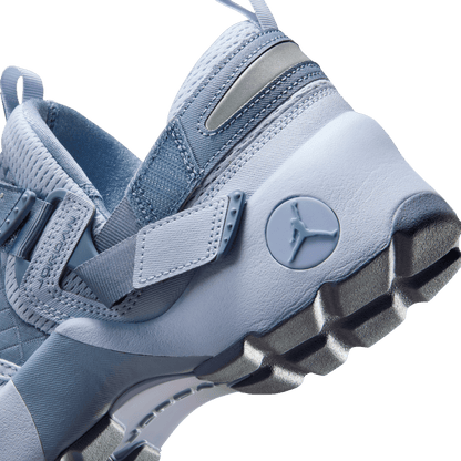 Women's Jordan Trunner LX