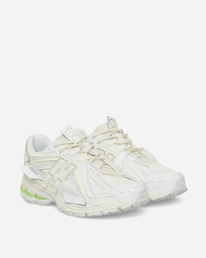1906A Sneakers White / Mint Flash / Silver Metallic