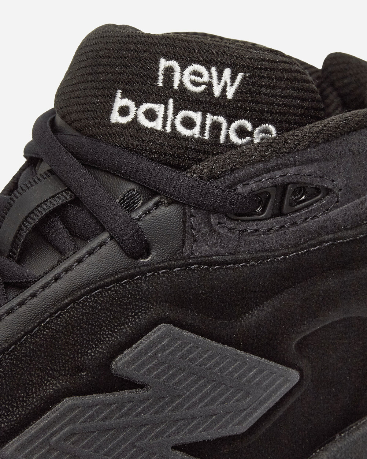 P400 Sneakers Black
