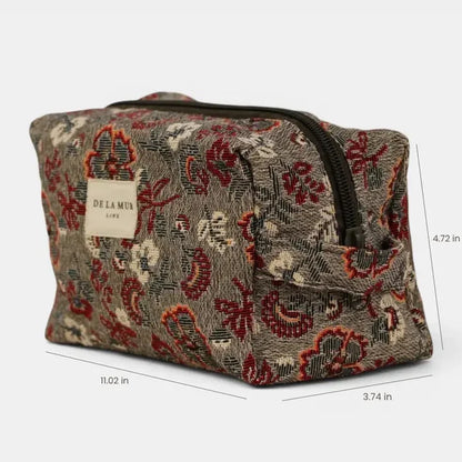 De La Mur Lines - Squared Makeup Bag in Nira