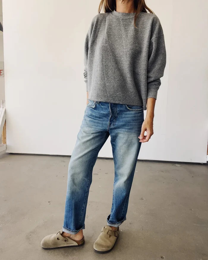 Hey Gang – The Boxy Crop Sweatshirt in P.E Grey