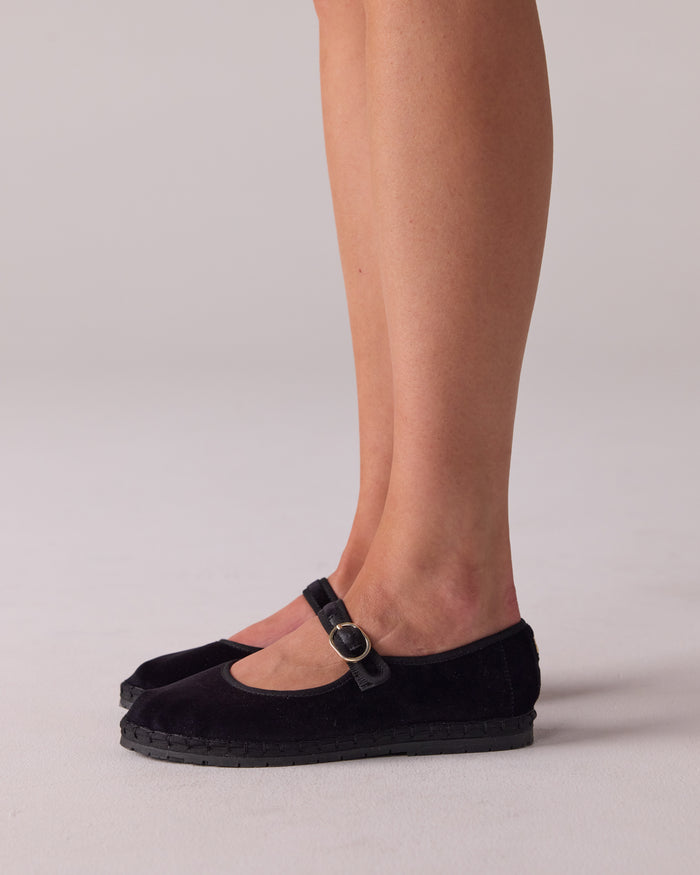 Mel Black Velvet