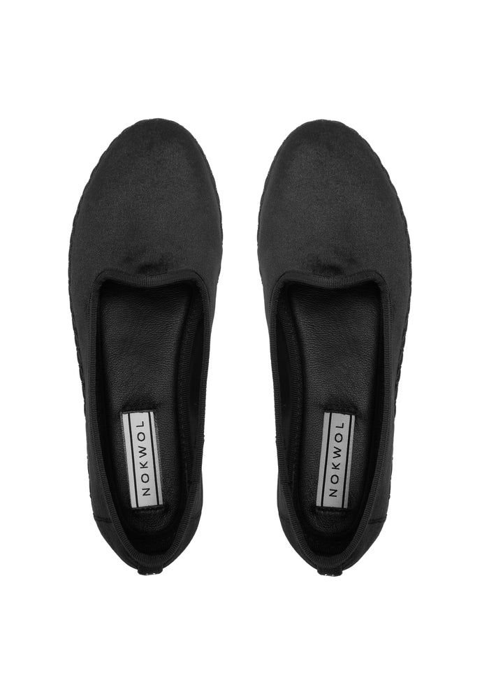Mok Black Velvet