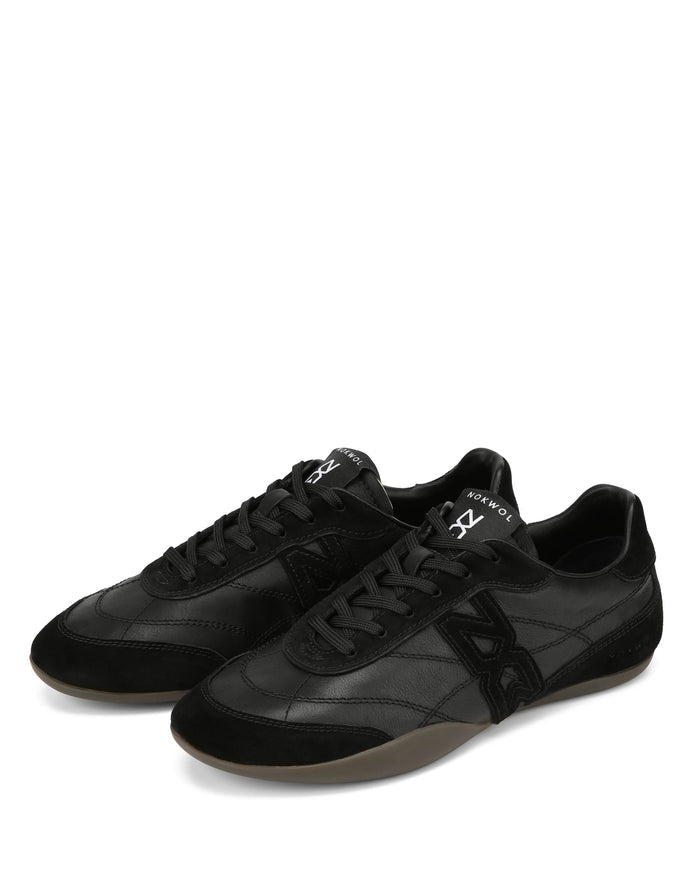 Mystic 3 Black