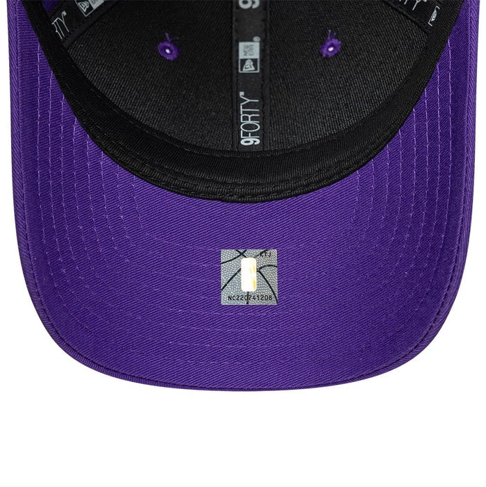 NEW ERA LA Lakers NBA Side Script Purple 9FORTY M-Crown Adjustable Cap