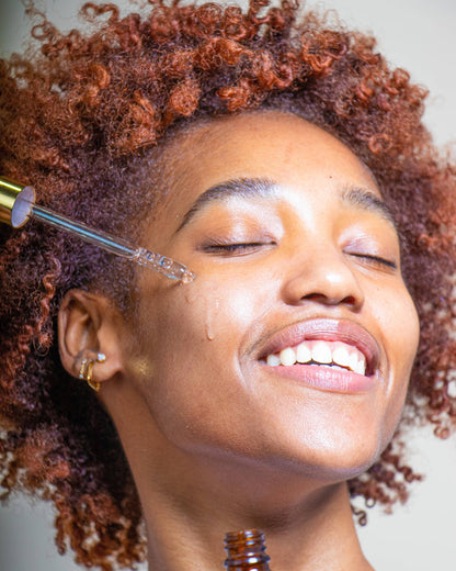 VITAMIN C BRIGHTENING FACIAL SERUM